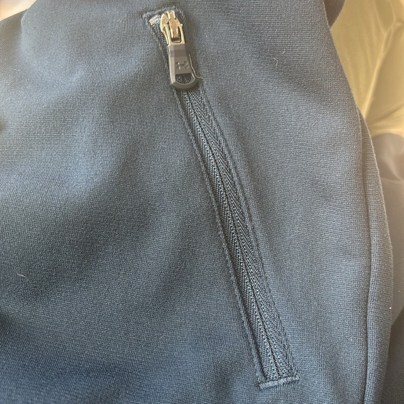 Under Armour Boys Cold-gear Fitted Joggers YXL Draw String Zipped Front Pockets - Picture 4 of 9